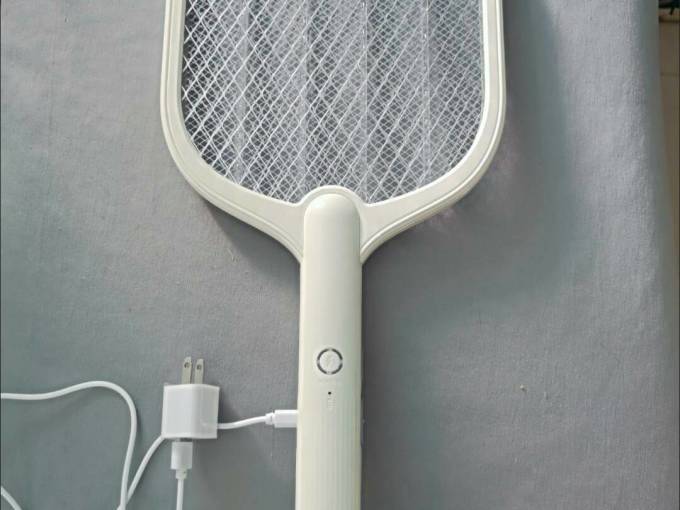 夏日驅(qū)蚊利器 一款好用的電蚊拍開箱體驗(yàn)